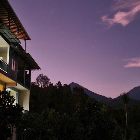 Kaiya Retreat Hotel Munduk Екстериор снимка