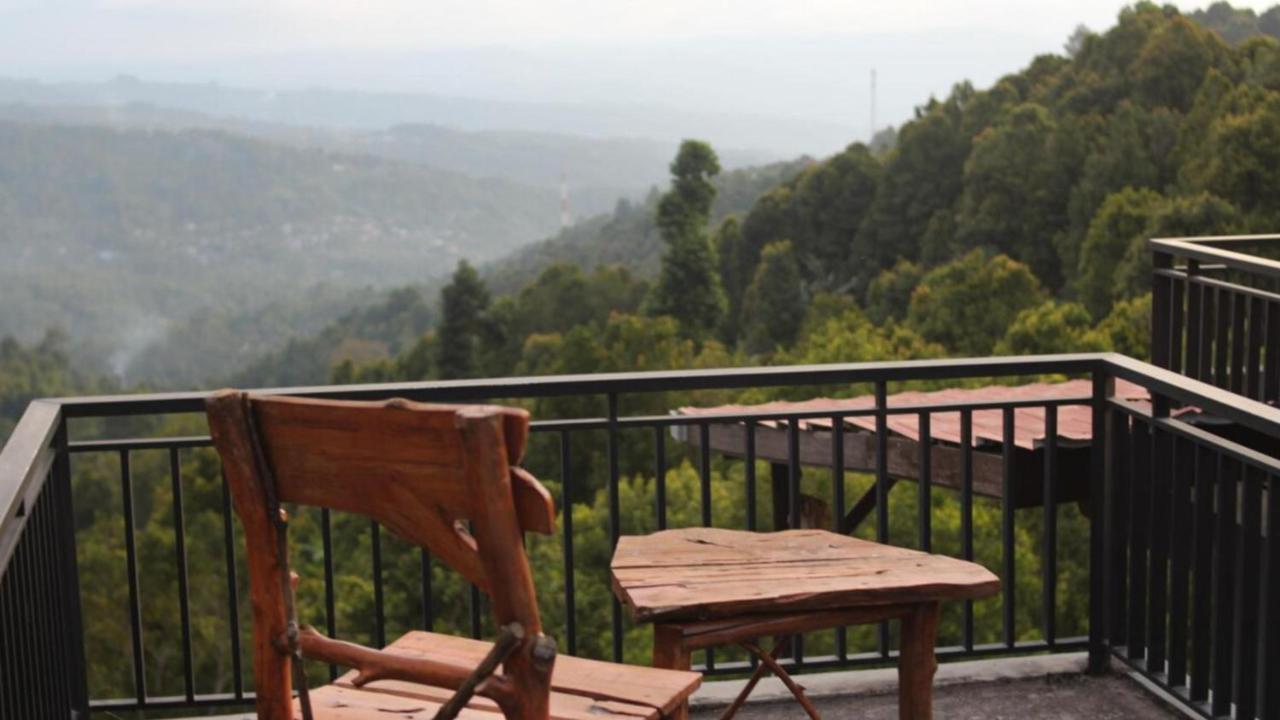 Kaiya Retreat Hotel Munduk Екстериор снимка